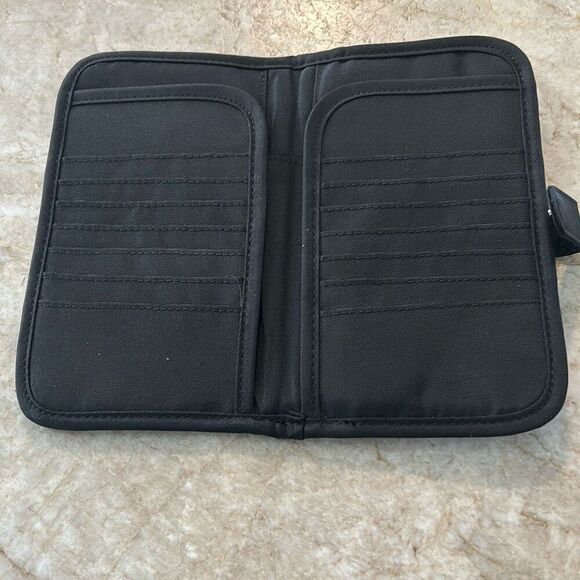 LUG Black Quilted Wallet - Picture 2 of 5